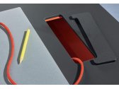 Стол с каналом для протяжки проводов PEDRALI Toa Desk CSX алюминий, компакт-ламинат HPL черный, красный Фото 8