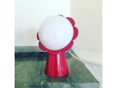 Светильник пластиковый настольный Qeeboo Daisy IN поликарбонат красный, полупрозрачный Фото 18