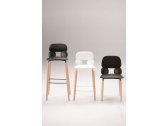 Стул барный пластиковый Chairs & More Nube W-SG-80 бук, сталь, полиуретан Фото 7